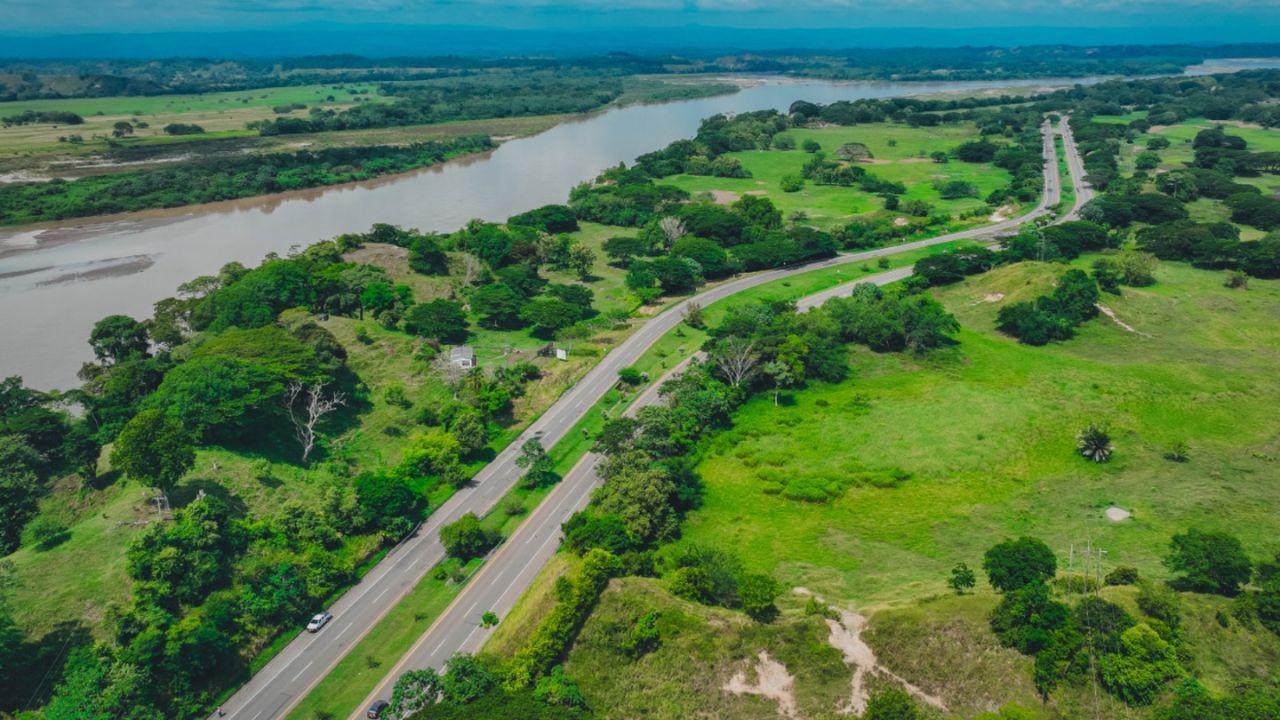 Se inicia la construcción de la troncal I del Magdalena Medio