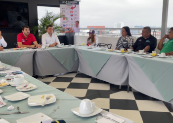 Pinto Rueda fortalece su aspiración a la Cámara de Representantes por Santander